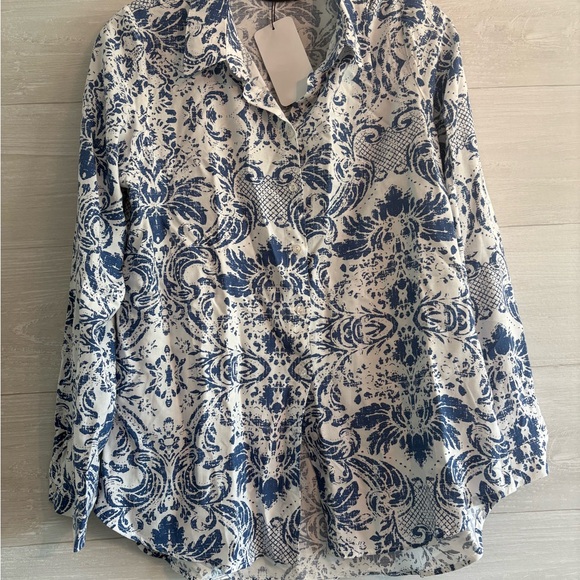 Blue and White Patterned Women's Top - Picture 1 of 4